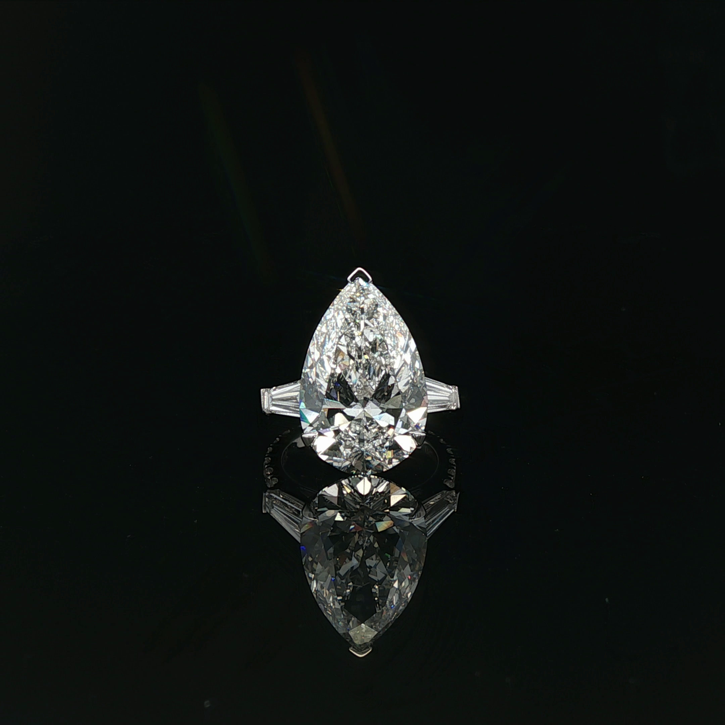 IGI Pear 8.88ct 18kw