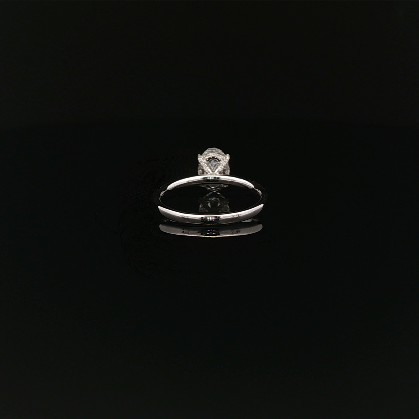 IGI Oval 1.00ct D VVS2 18kw