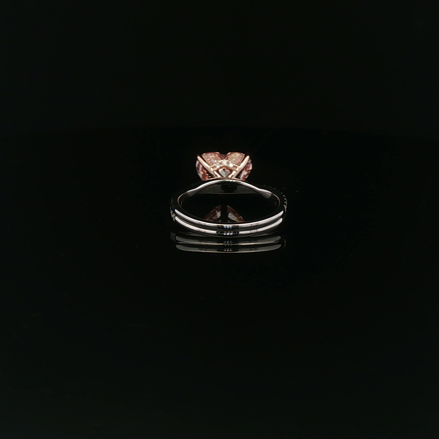 IGI Heart 3.04ct FVP VVS2 18kR+W