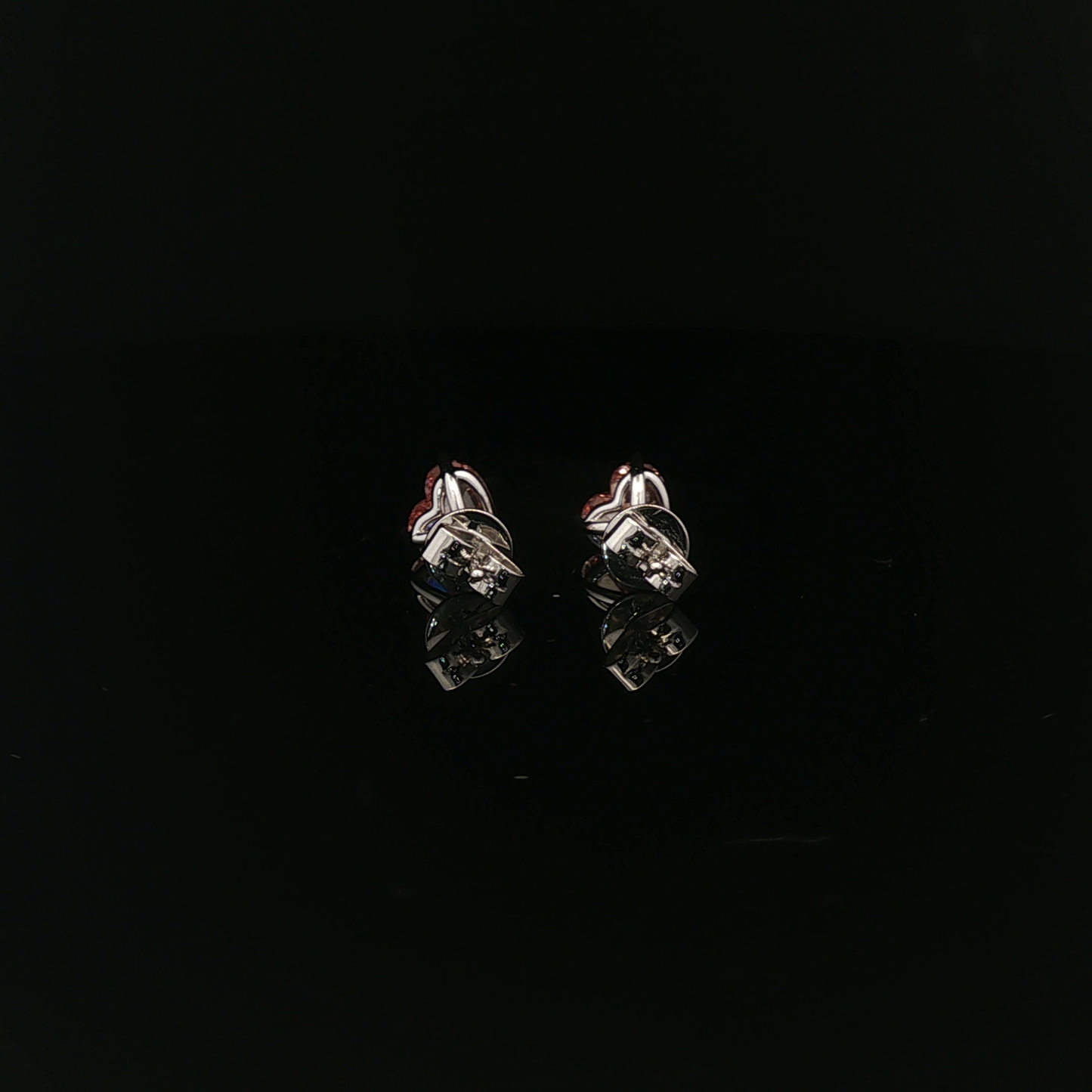 IGI Heart 1ct Fancy Vivid Pink VS - 11,900$ HKD