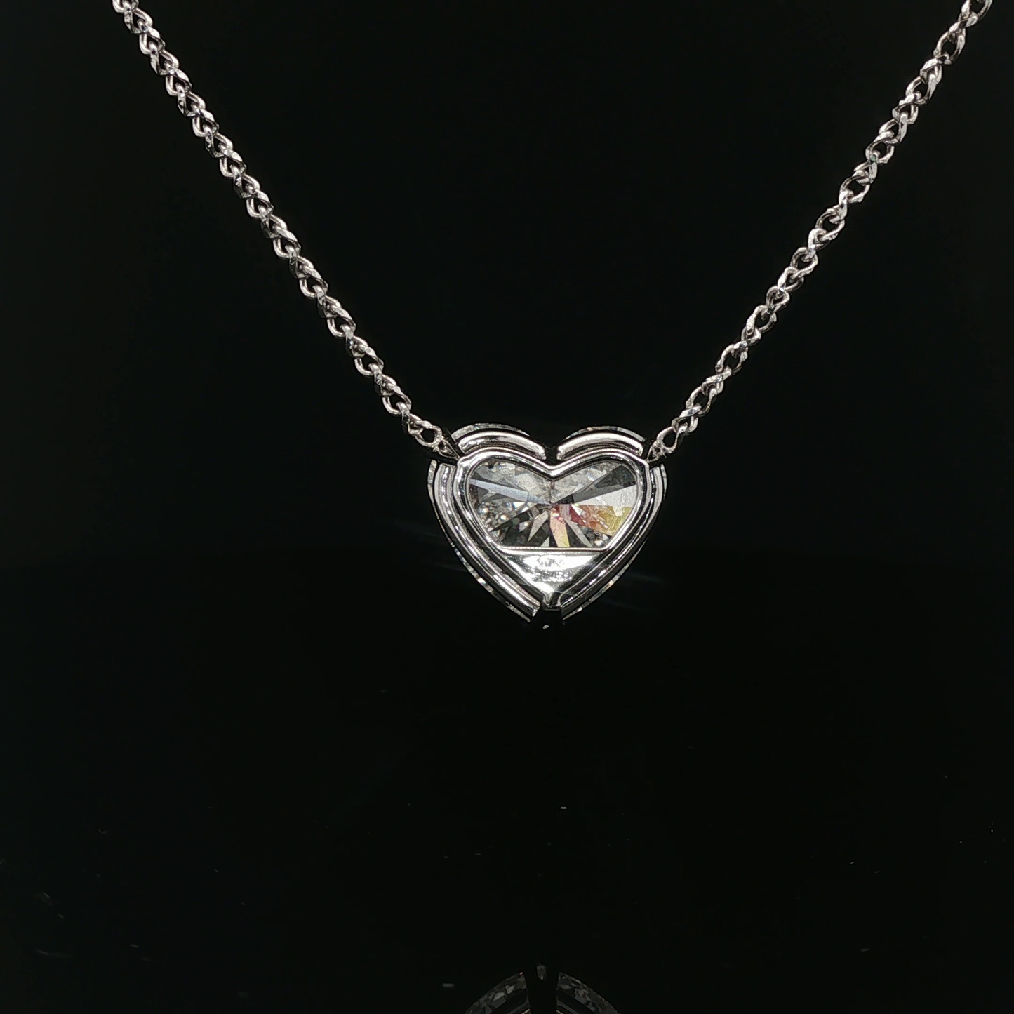 IGI 10.45ct HS D VVS2 18kw pendent