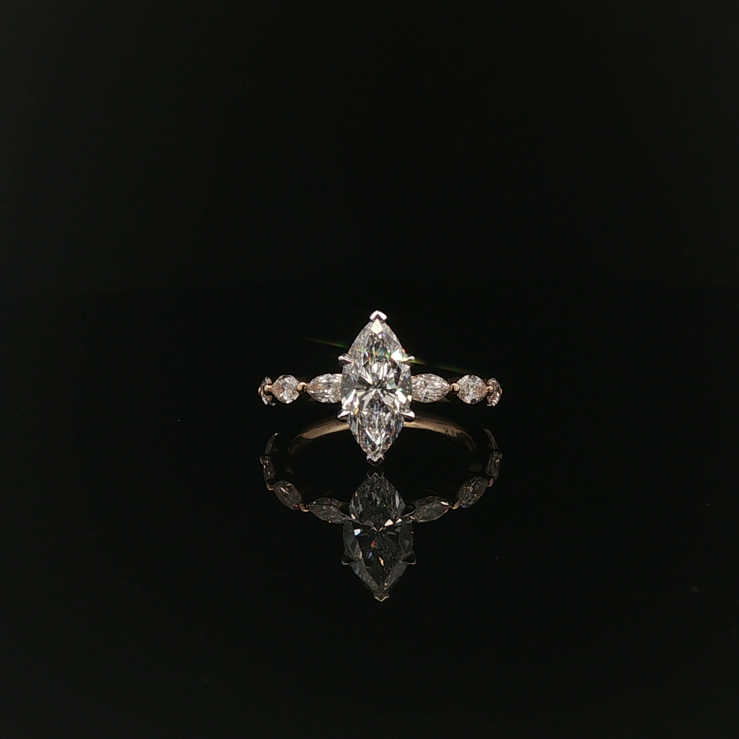 GIA Marquise 1.50ct D SI2 18k/WP+YB