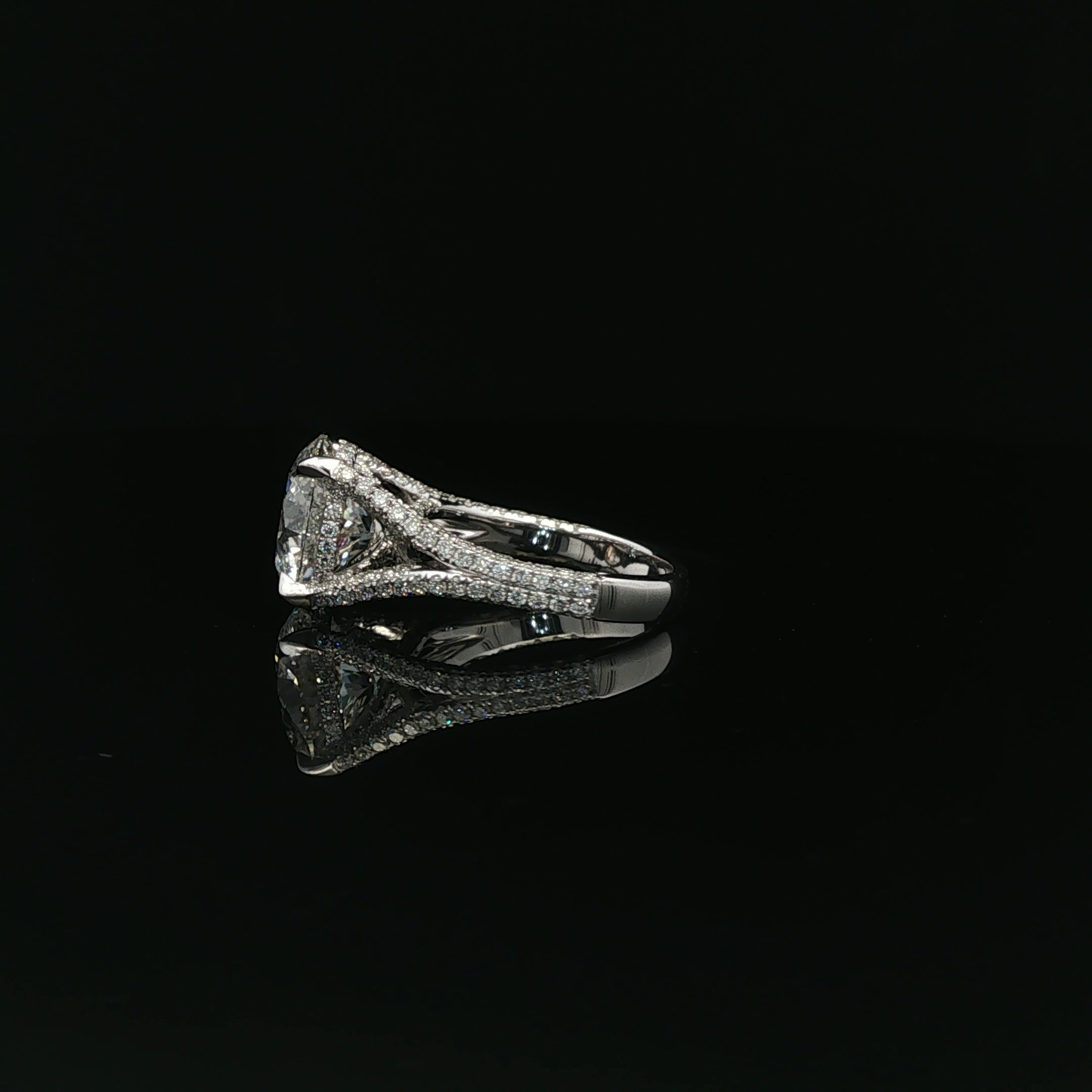 IGI Round 5.00ct D VVS2 18k/W