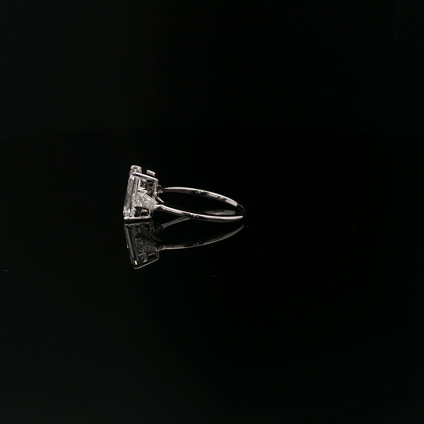 IGI Emerald 2.48ct D VS1  0.20 Tap Bag each side