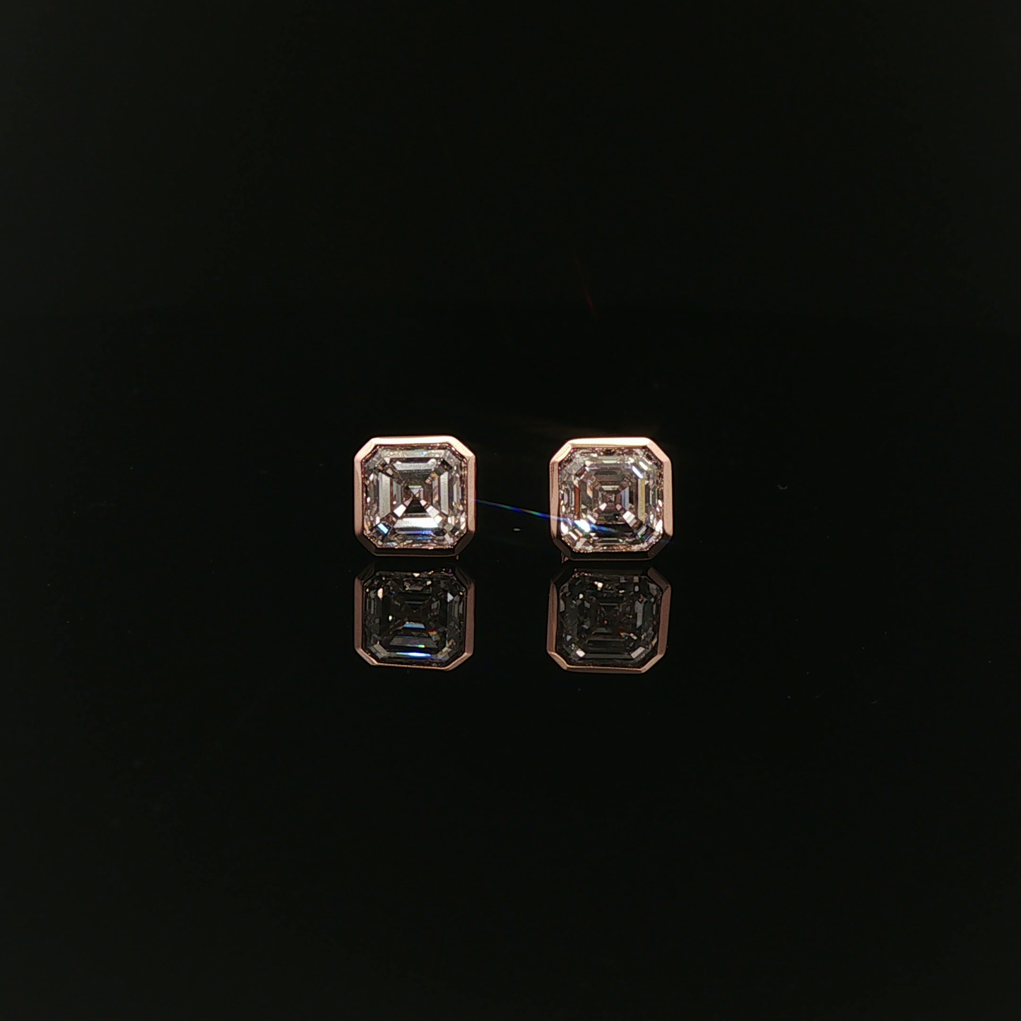 IGI Asscher 1.5ct D VVS Each - 10,500$ HKD