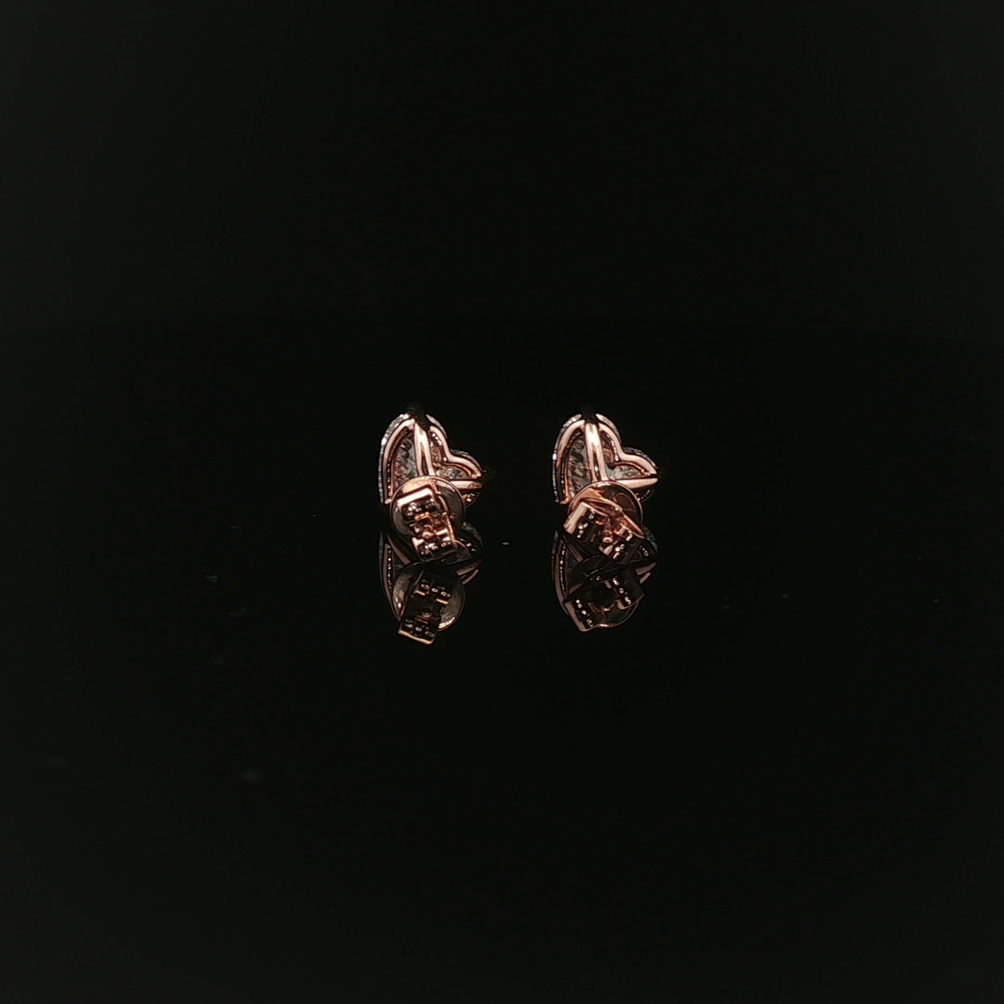 Heart Shape 1.5ct Each D VVS2 - 10,500$ HKD