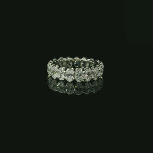 Oval 0.30ct Each - 17,800$ HKD