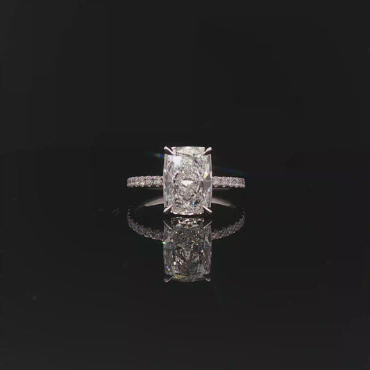 IGI Cushion 2.5ct D VS1 18K/W