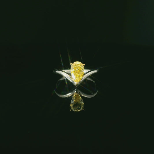 IGI Pear Fancy Vivid Yellow VVS2 1.13ct  - 9,500$ HKD