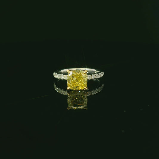 GIA 2.02ct CUSHION FANCY DEEP YELLOW VS1 18KW+YELLOW PRONG
