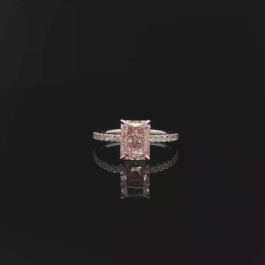 IGI Radiant 2.11ct Fancy Vivid Pink VVS2- 15,900$ HKD