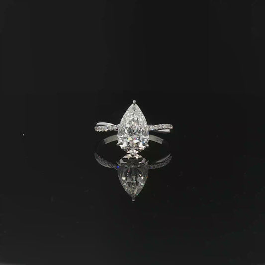 IGI Pear 3.04ct D VVS2 18K/W